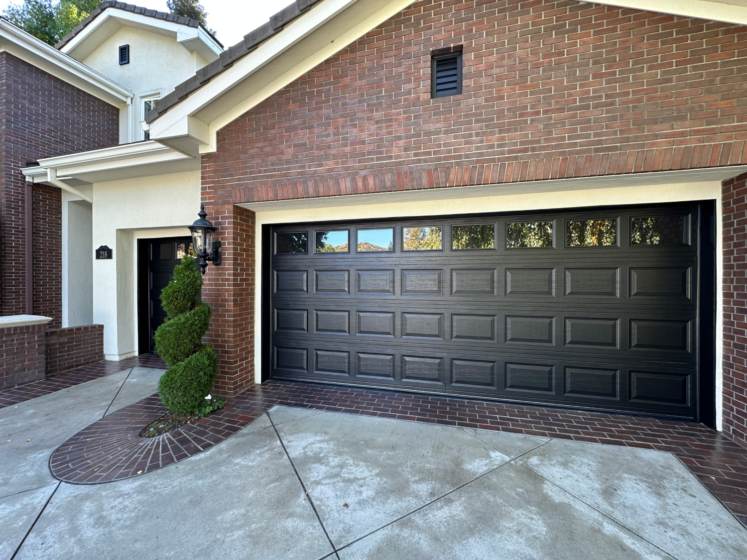 Amarr Heritage Short Panel in Black with Clear Glass Windows