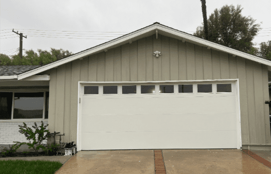 Insulated steel garage doors Thousand Oaks home installed by Archway Garage Doors